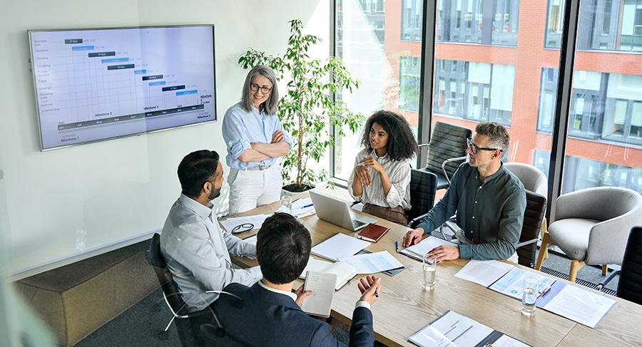 Mastering Success Through Effective Field Sales Training